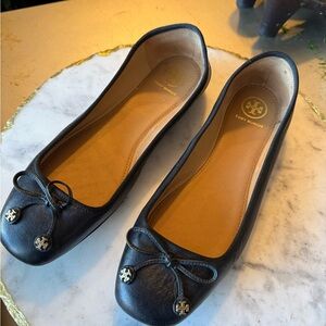Tory Burch Black Leather Flats with Bow